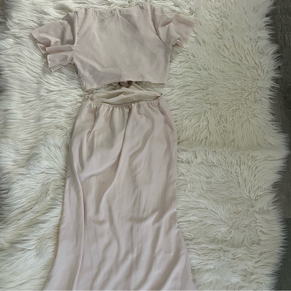 Elegant Cream Tie-Front Maxi Dress - Picture 9 of 9